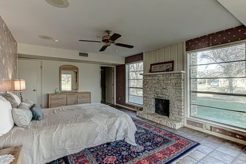 $345,000 | 116 Dawn, Unit D, Horseshoe Bay, TX 78657