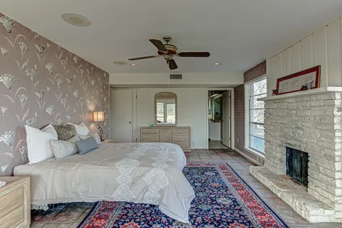 $345,000 | 116 Dawn, Unit D, Horseshoe Bay, TX 78657