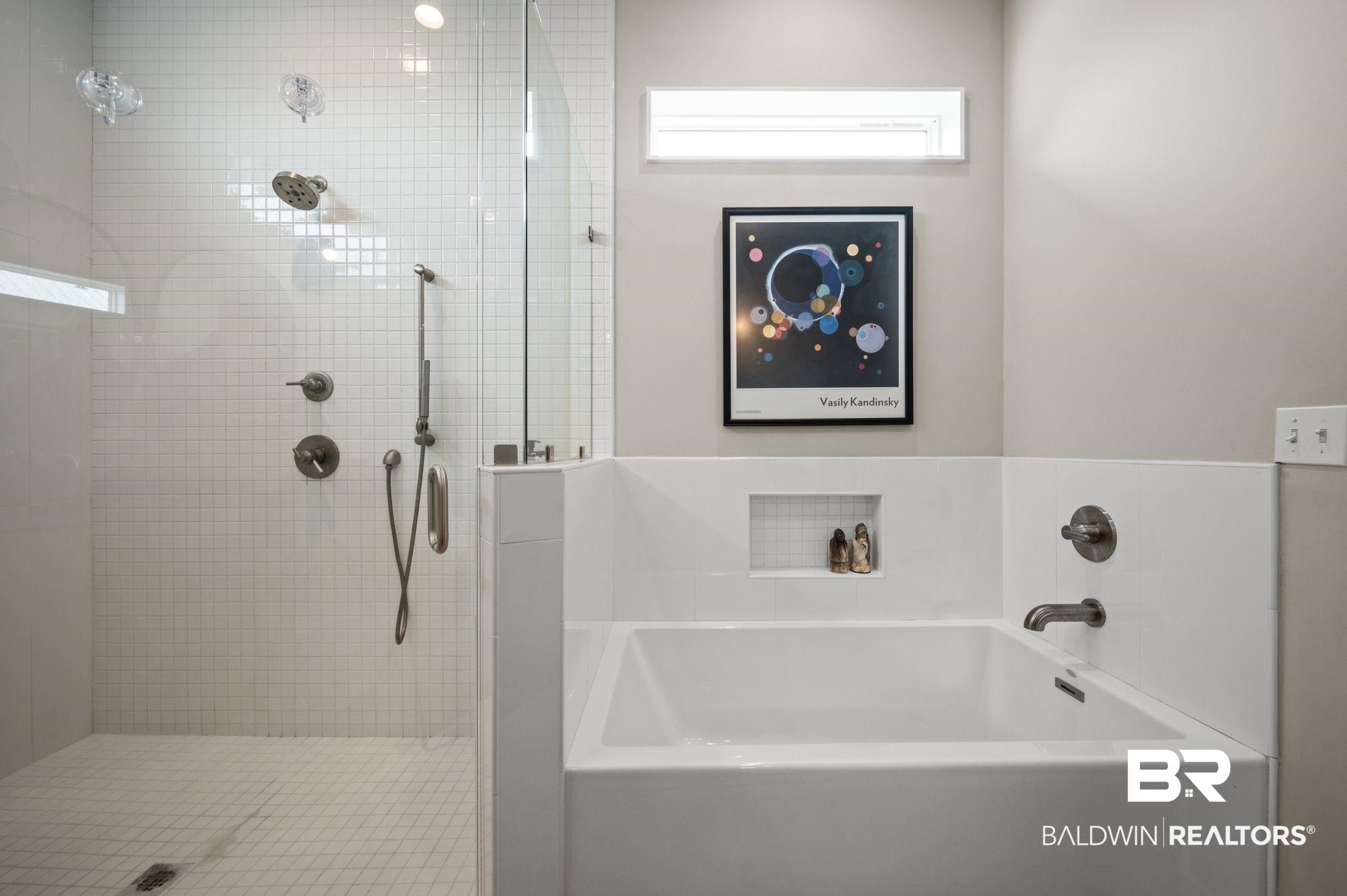 3840 Cotton Way Orange Beach, AL 36561 - Photo 31 of 75 Bathroom with separate shower and tub