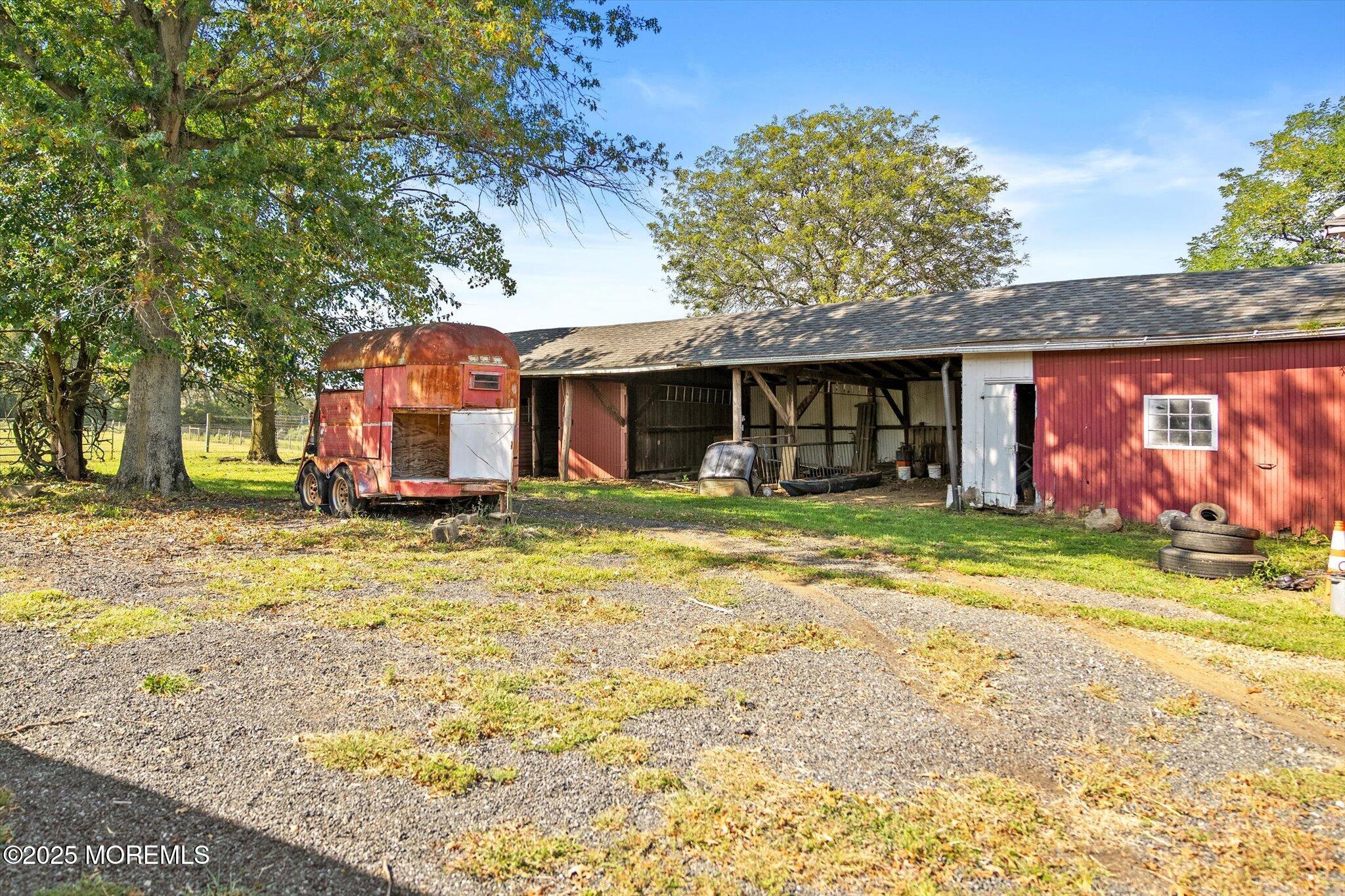537 Chesterfield Arneytown Road Chesterfield, NJ 08515 - Photo 65 of 89 a front view of a house with a yard