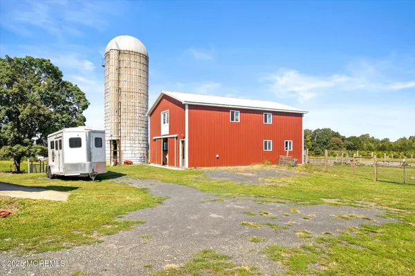 $1,100,000 | 537 Chesterfield Arneytown Road, Chesterfield, NJ 08515