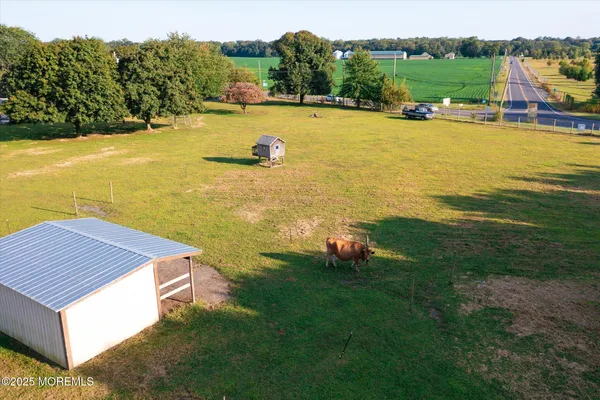 $975,000 | 537 Chesterfield Arneytown Road, Chesterfield, NJ 08515