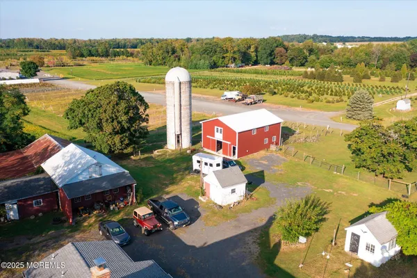 $975,000 | 537 Chesterfield Arneytown Road, Chesterfield, NJ 08515