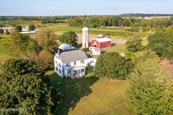 $975,000 | 537 Chesterfield Arneytown Road, Chesterfield, NJ 08515