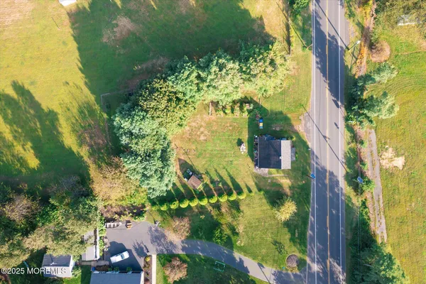 $975,000 | 537 Chesterfield Arneytown Road, Chesterfield, NJ 08515
