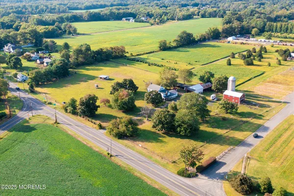 $975,000 | 537 Chesterfield Arneytown Road, Chesterfield, NJ 08515