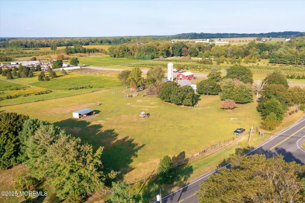 $1,100,000 | 537 Chesterfield Arneytown Road, Chesterfield, NJ 08515