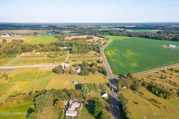 $1,100,000 | 537 Chesterfield Arneytown Road, Chesterfield, NJ 08515