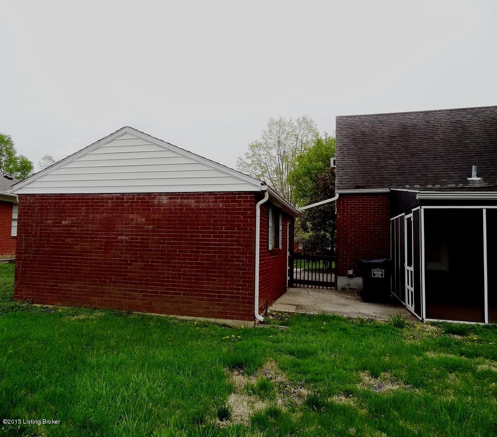 4403 Leeds Road Louisville, KY 40216 - Photo 27 of 32 Back of all brick garage