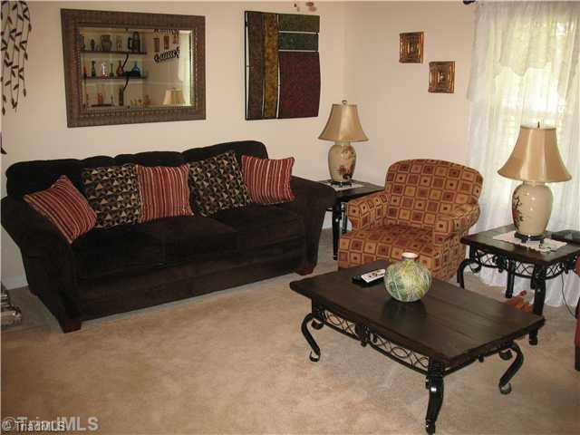 1278 Sizemore Road Germanton, NC 27019 - Photo 3 of 11 Den/Family/Great Room.