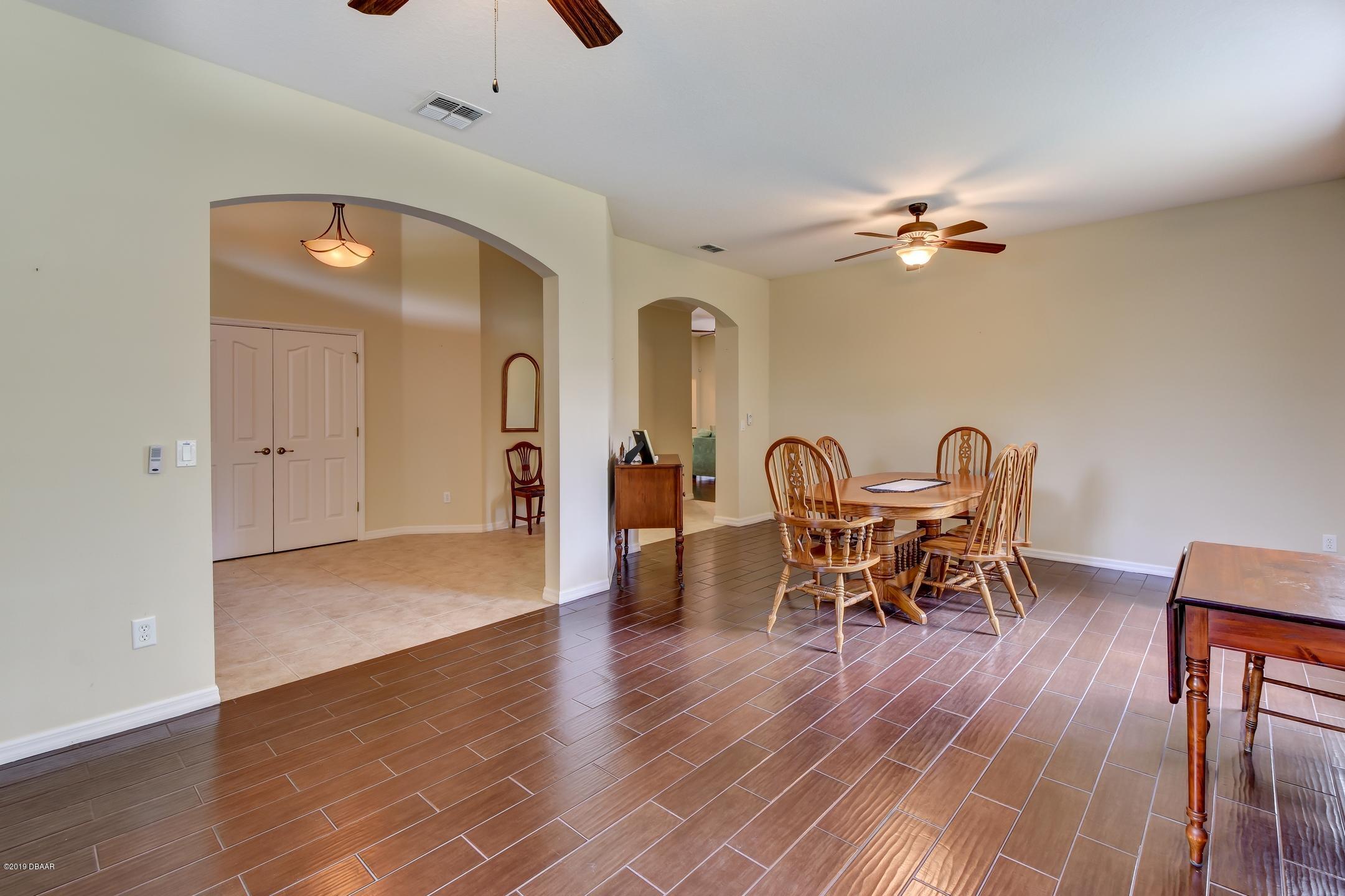 1301 Islington Road DeLand, FL 32720 - Photo 3 of 34 3-Living Room