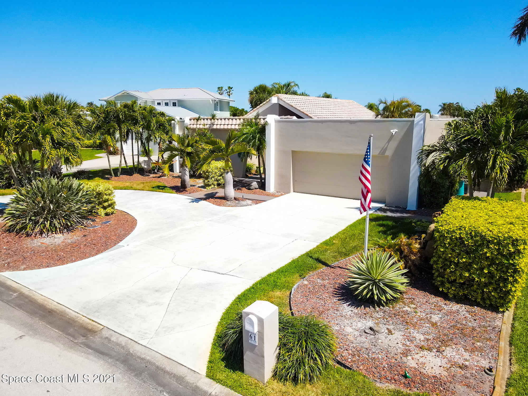 61 Country Club Road Cocoa Beach, FL 32931 - Photo 3 of 100 61 Country Club Rd DJI-0474