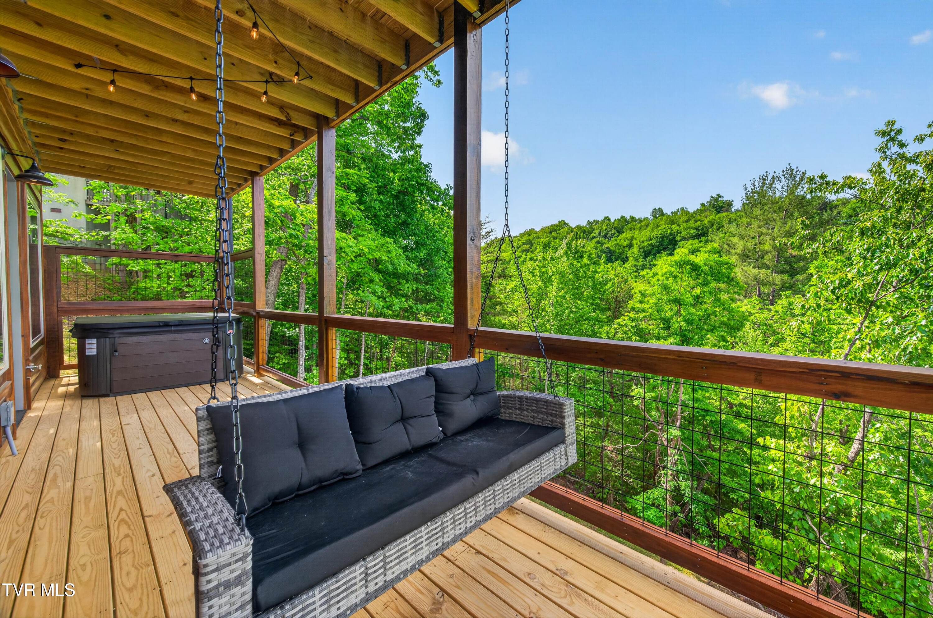 756 Ski View Lane Sevierville, TN 37876 - Photo 35 of 48 DSC_8084