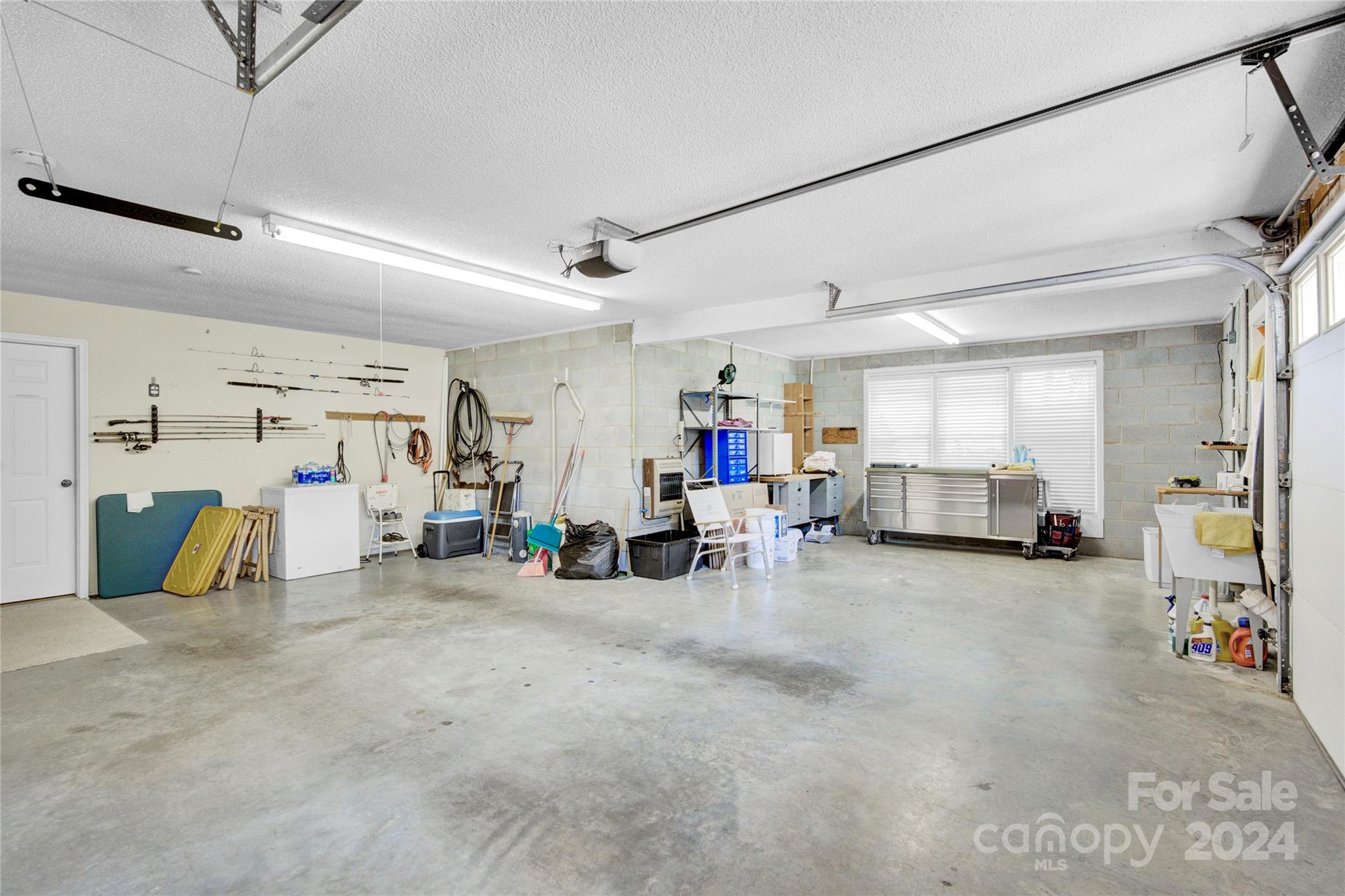 9167 Azalea Road Sherrills Ford, NC 28673 - Photo 5 of 41 Gallery Image 5
