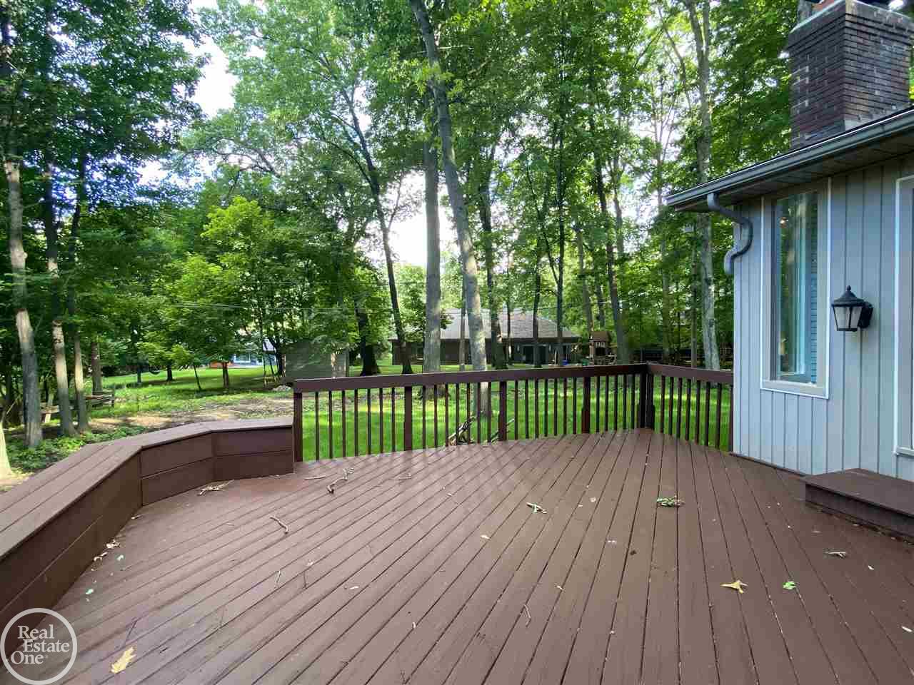 1501 Rochingham Drive Rochester, MI 48309 - Photo 9 of 59 50047101-8.JPG