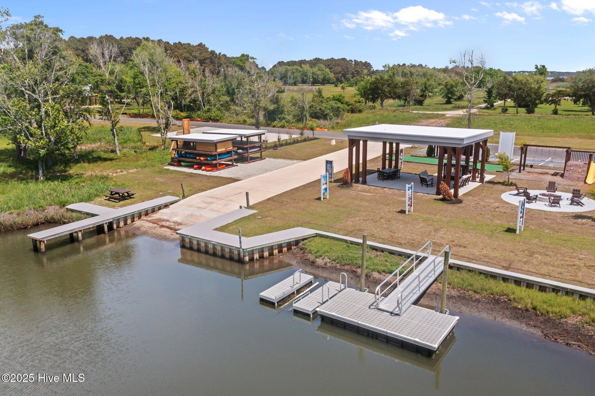 253 Bethea Street Holly Ridge, NC 28445 - Photo 24 of 32 Amenities