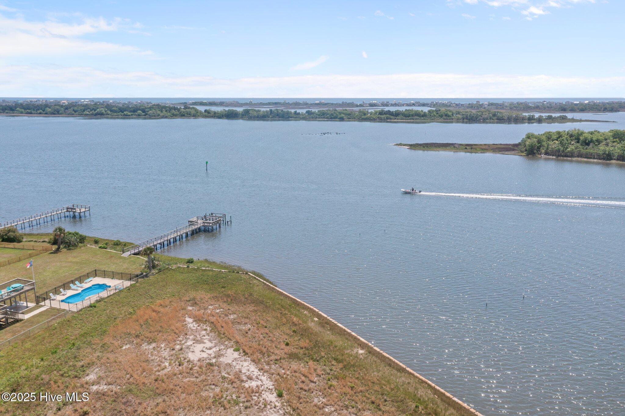 253 Bethea Street Holly Ridge, NC 28445 - Photo 10 of 32 ICW