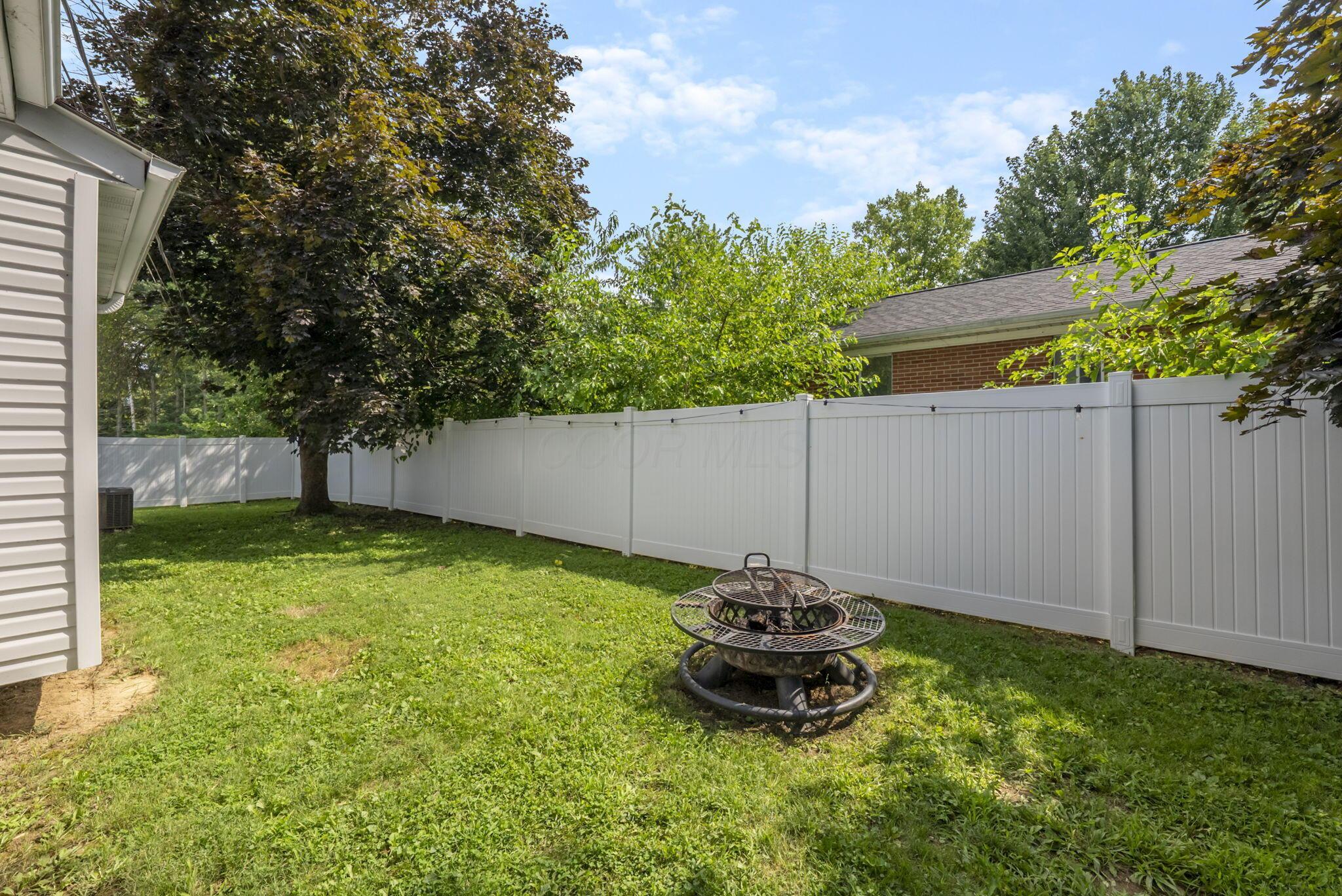 5 Middleview Drive Sunbury, OH 43074 - Photo 5 of 29 22-web-or-mls-DSC01642