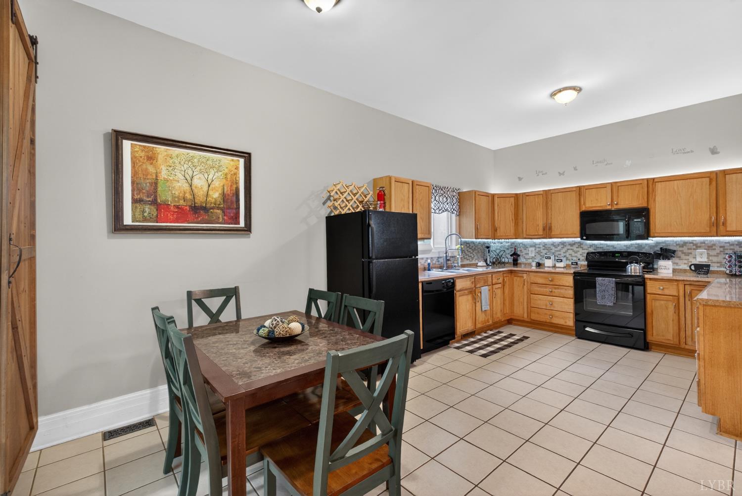 1810 Locust Street Lynchburg, VA 24504 - Photo 23 of 41