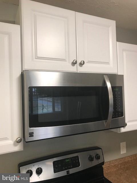 15690 Oakland Road Reva, VA 22735 - Photo 49 of 74 SS built in microwave