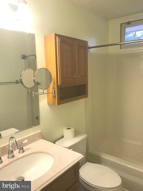 15690 Oakland Road Reva, VA 22735 - Photo 60 of 74 bathroom