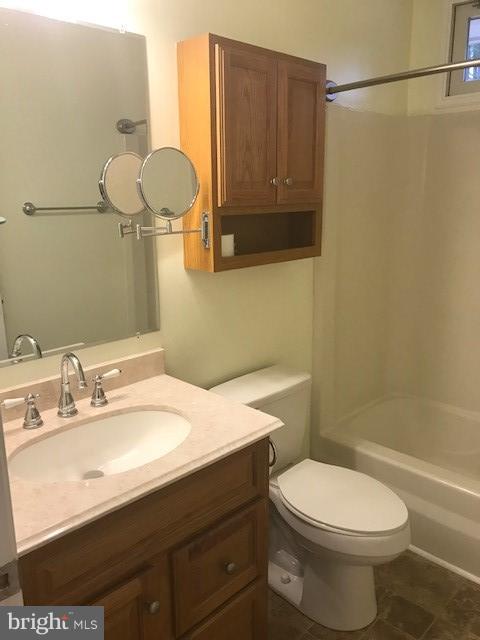 15690 Oakland Road Reva, VA 22735 - Photo 61 of 74 bathroom 2