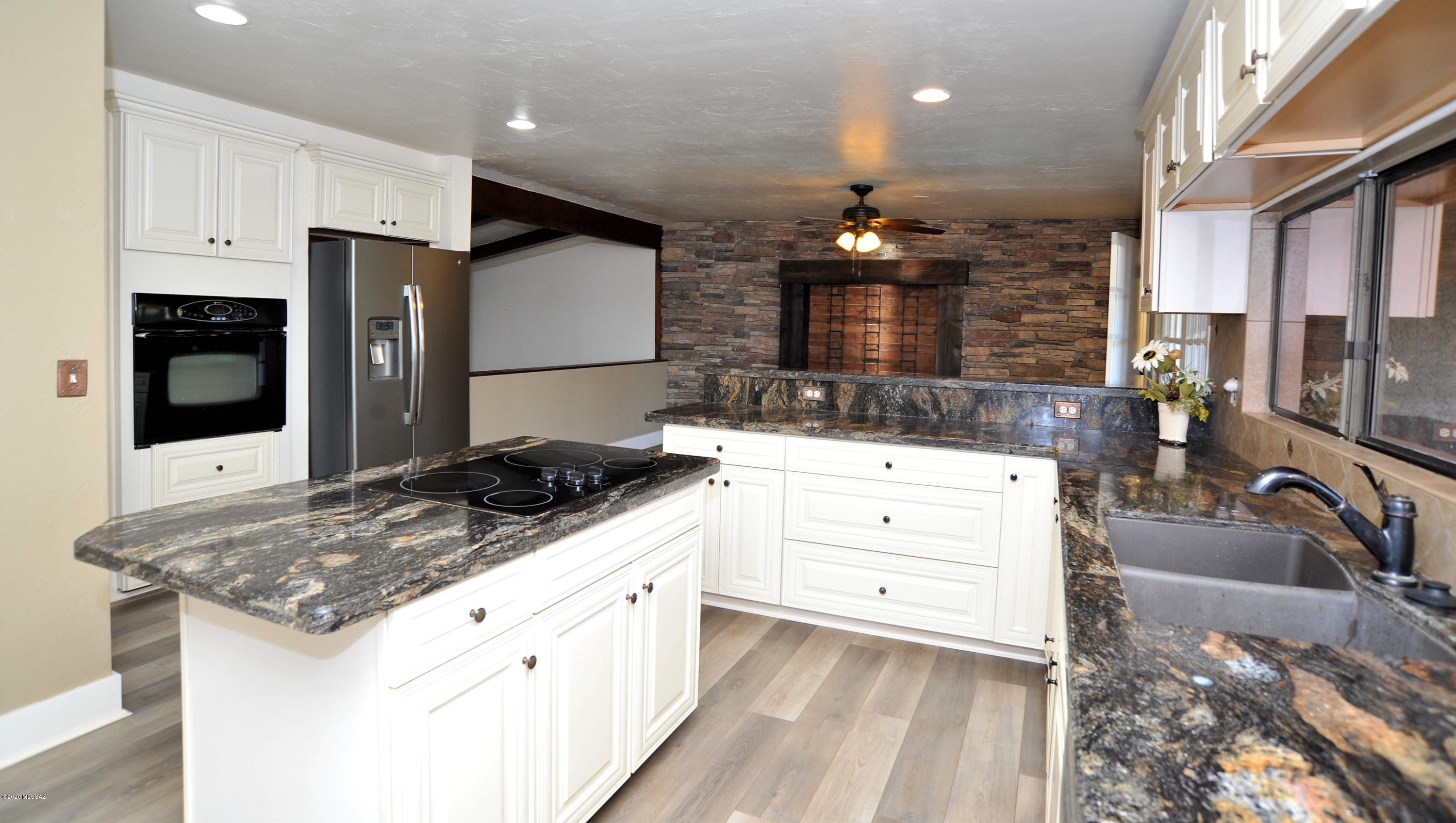 7400 North Juniper Road Tucson, AZ 85741 - Photo 21 of 45 Gallery Image 21