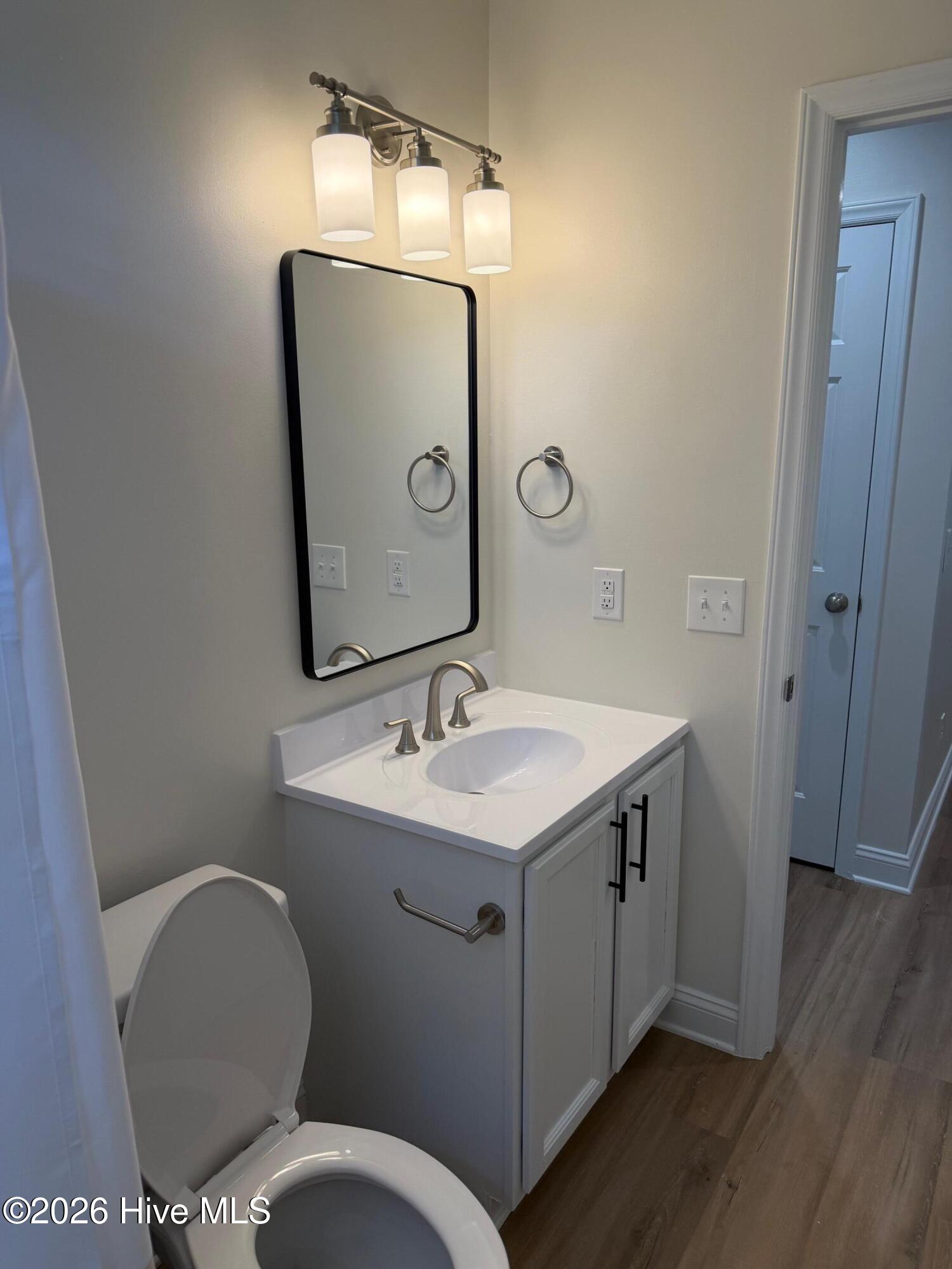 7343 Bright Leaf Road Wilmington, NC 28411 - Photo 40 of 54 Guest bath