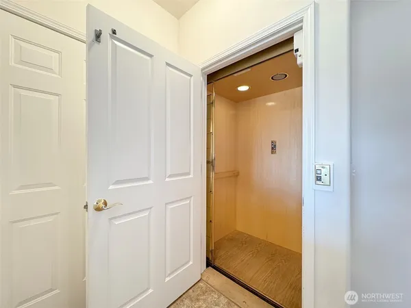 $475,000 | 700 West Fir Street, Sequim, WA 98382