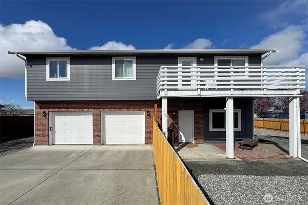 $475,000 | 700 West Fir Street, Sequim, WA 98382
