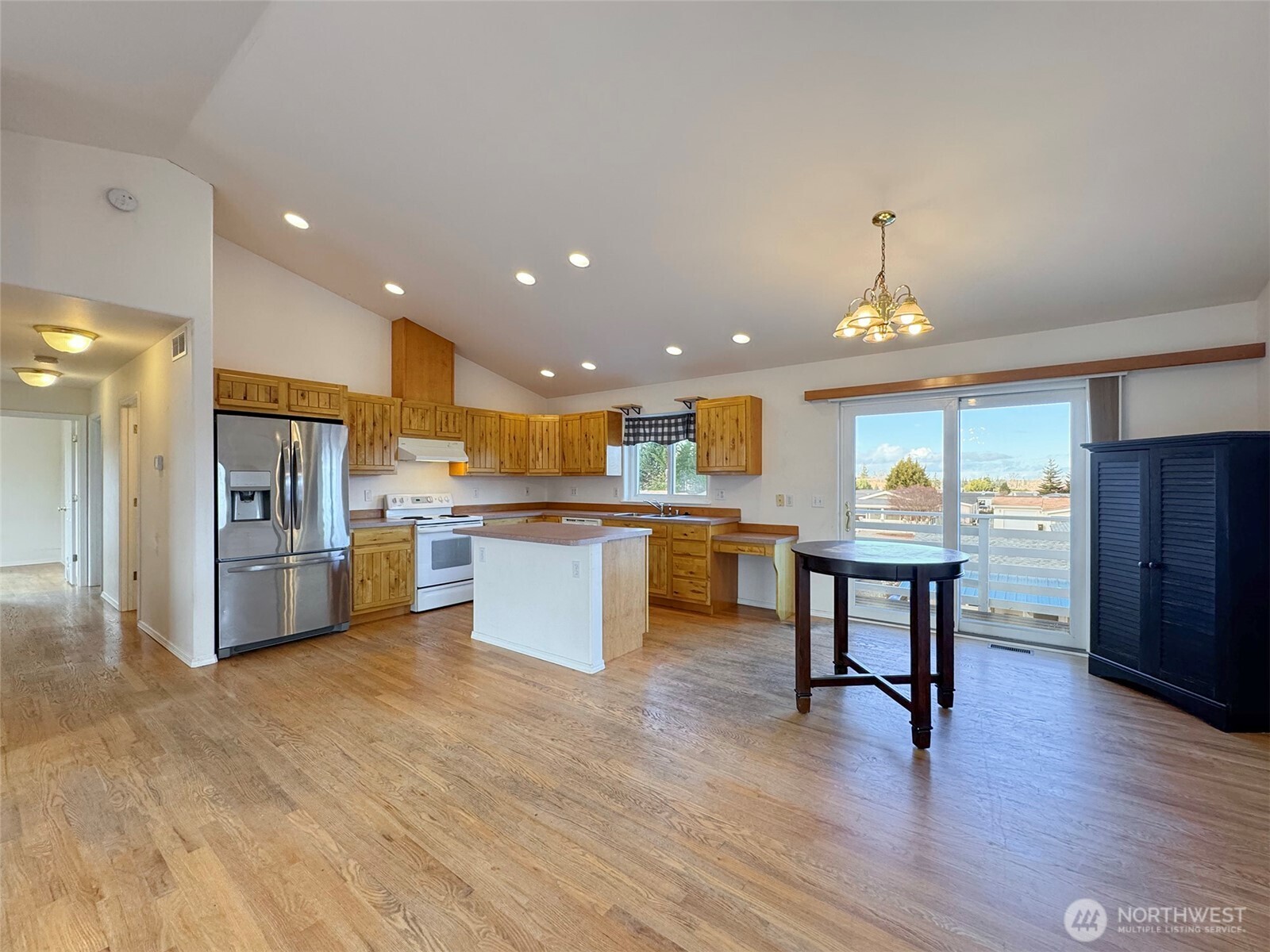 700 West Fir Street Sequim, WA 98382 - Photo 4 of 35