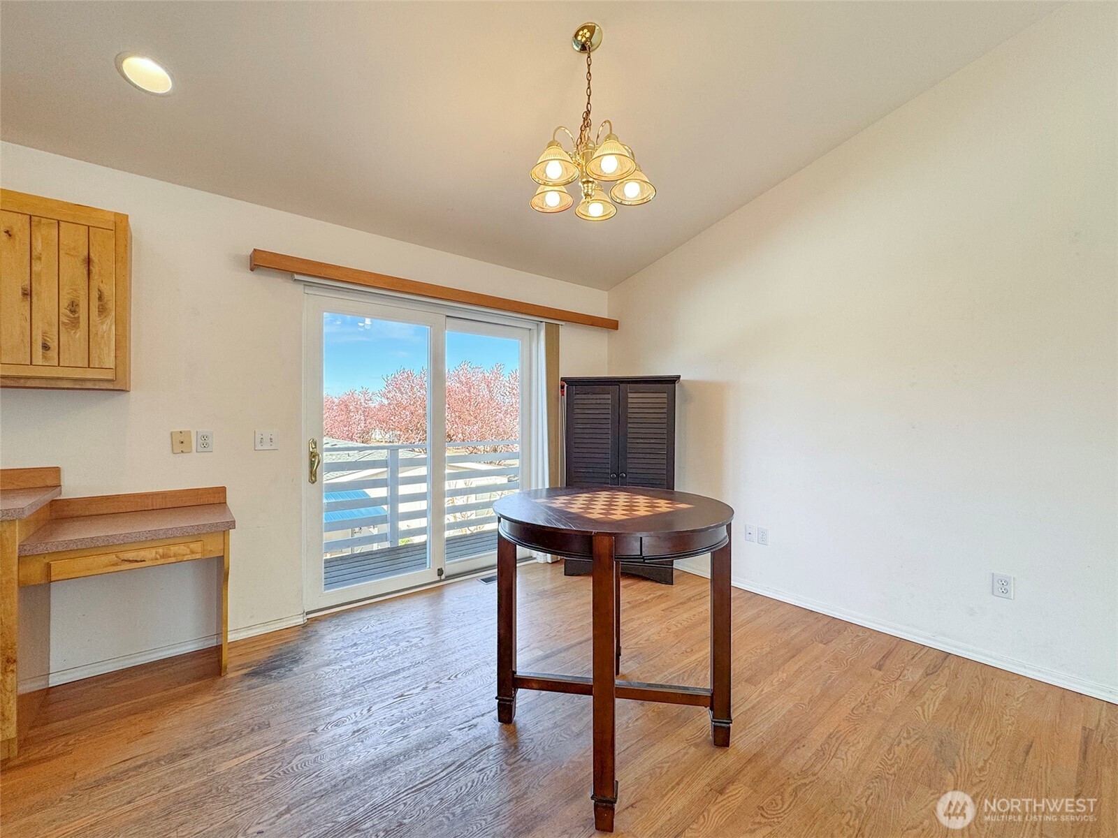 700 West Fir Street Sequim, WA 98382 - Photo 7 of 35