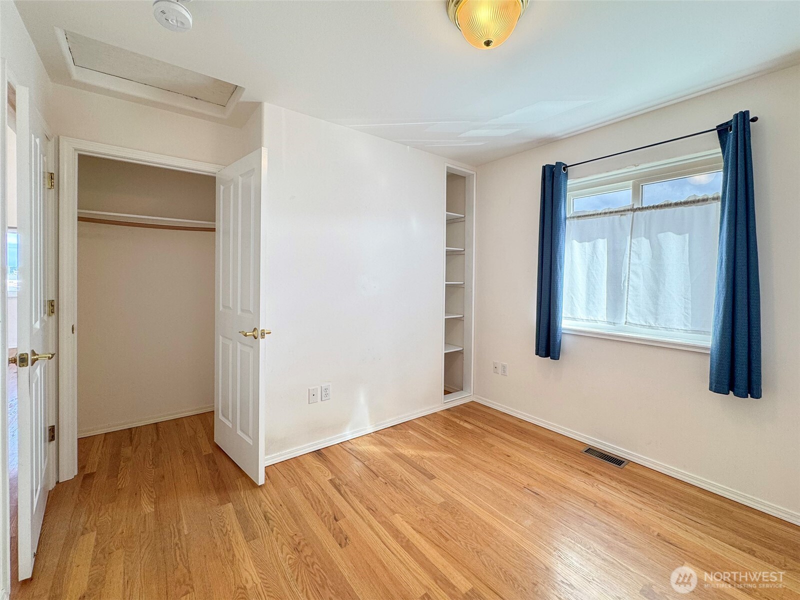 700 West Fir Street Sequim, WA 98382 - Photo 10 of 35