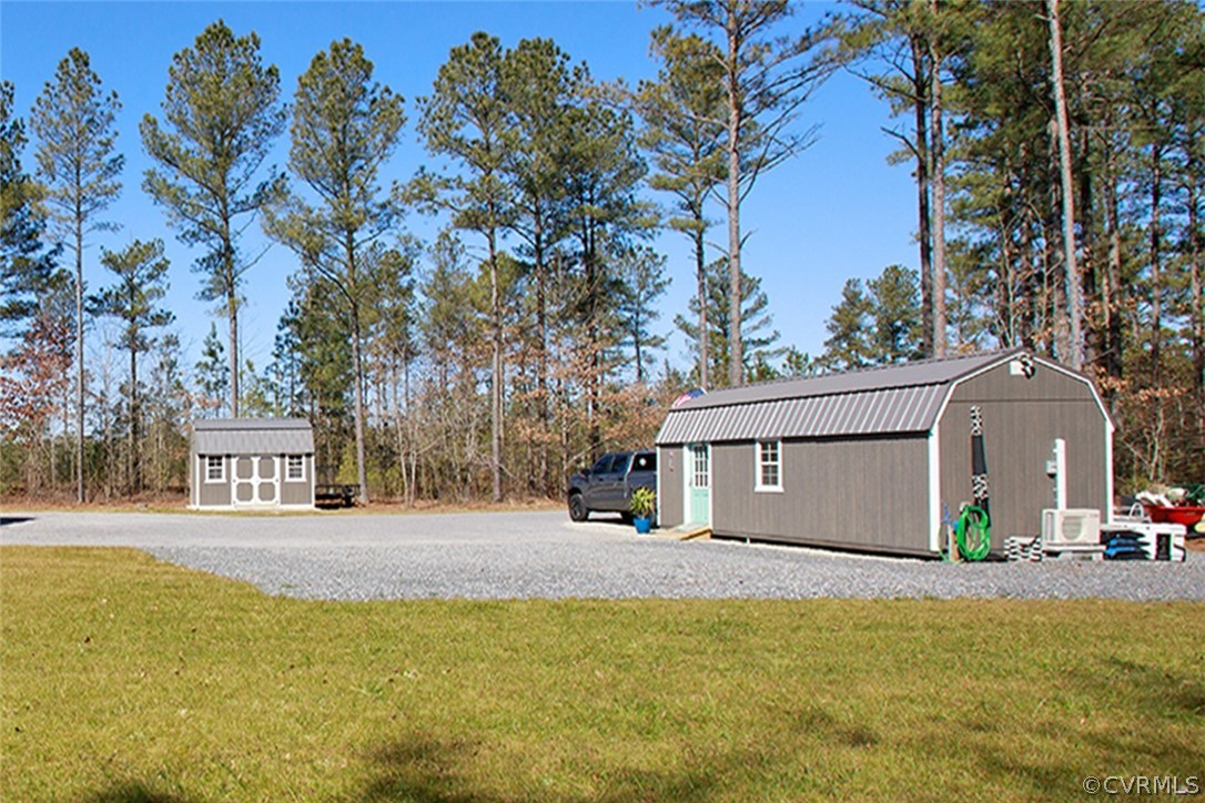 667 Spring Farm Road Dendron, VA 23839 - Photo 6 of 25 Gallery Image 6