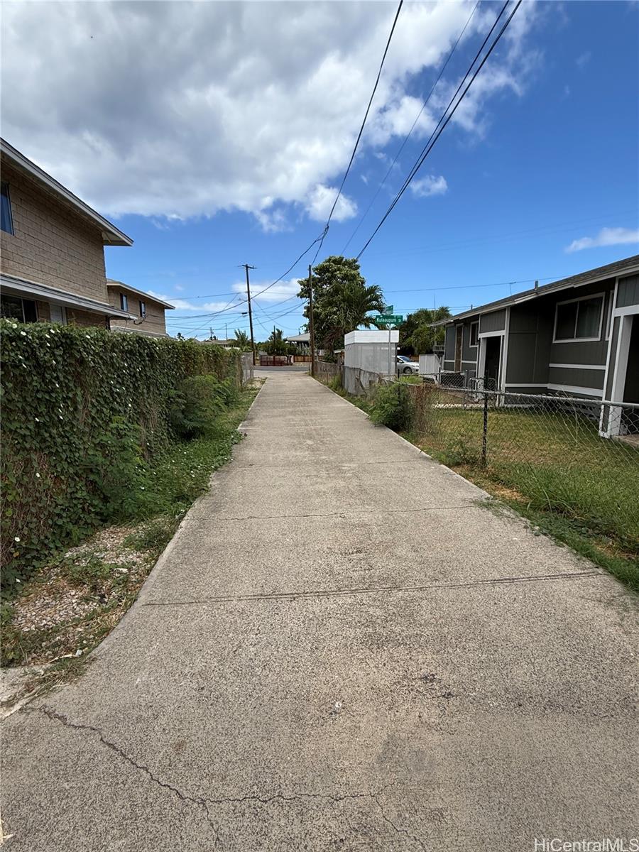 85-808 Lihue Street, Unit UPPR Waianae, HI 96792 - Photo 2 of 19