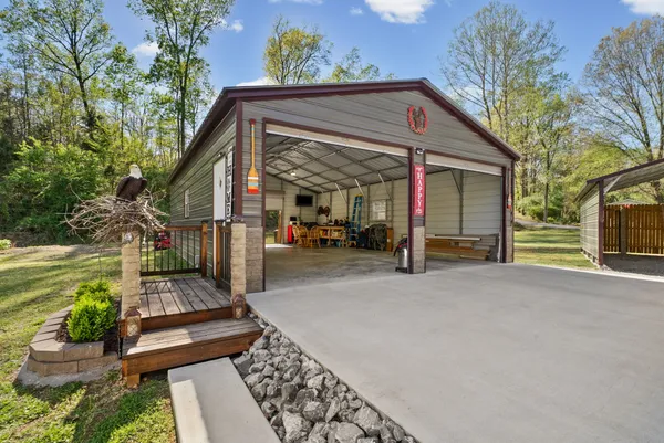 $260,000 | 380 Upchurch Drive, Buchanan, TN 38222