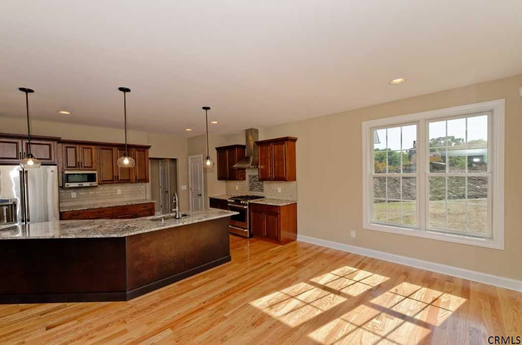 27 Charterpoint Road Colonie, NY 12189 - Photo 18 of 25 Photo 18