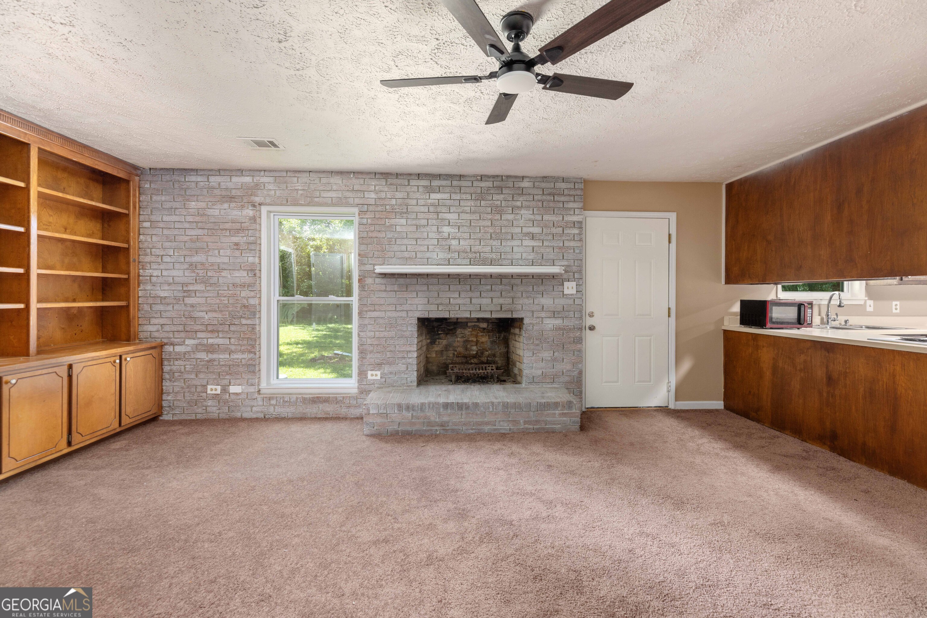 604 Pear Street West Point, GA 31833 - Photo 5 of 30