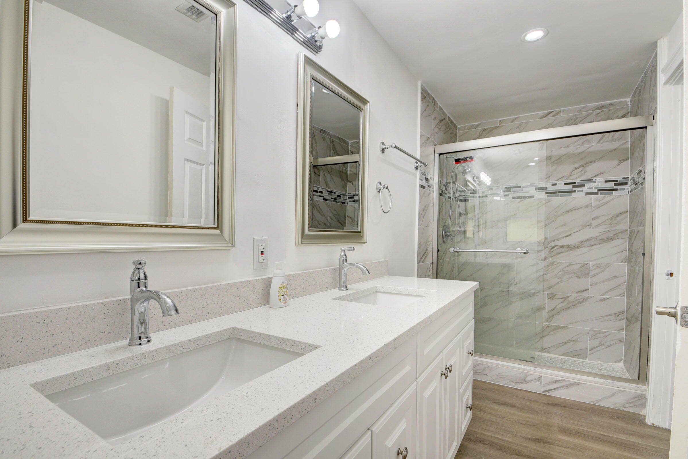 1064 Wilkinson Road Lantana, FL 33462 - Photo 14 of 36 main bath view 2