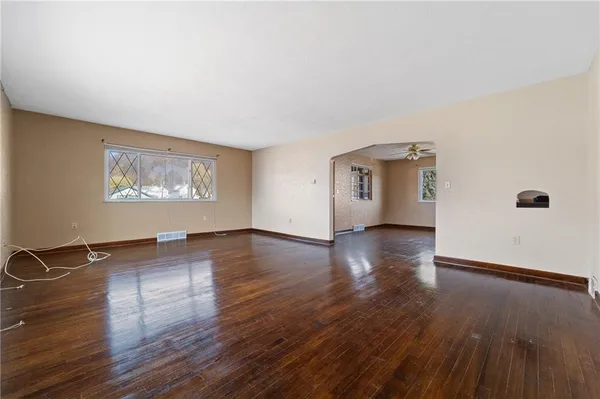 $1,500 | 1001 5th Street, West Elizabeth, PA 15088