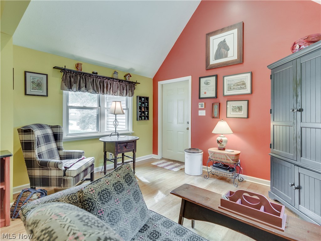 2485 Addyston Road Akron, OH 44313 - Photo 10 of 35