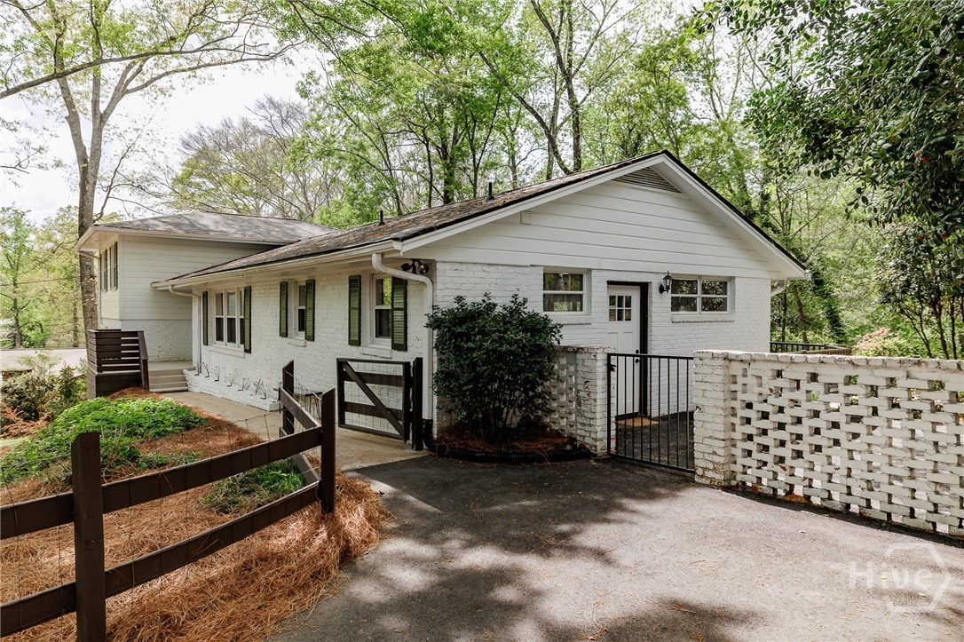 130 Oakdale Road Athens, GA 30606 - Photo 3 of 61