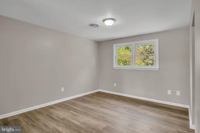 $389,950 | 124 Holly Drive, Mechanicsburg, PA 17055