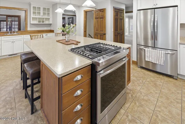 $725,000 | 575 South Valley Road, Southern Pines, NC 28387