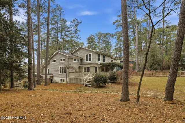 $725,000 | 575 South Valley Road, Southern Pines, NC 28387