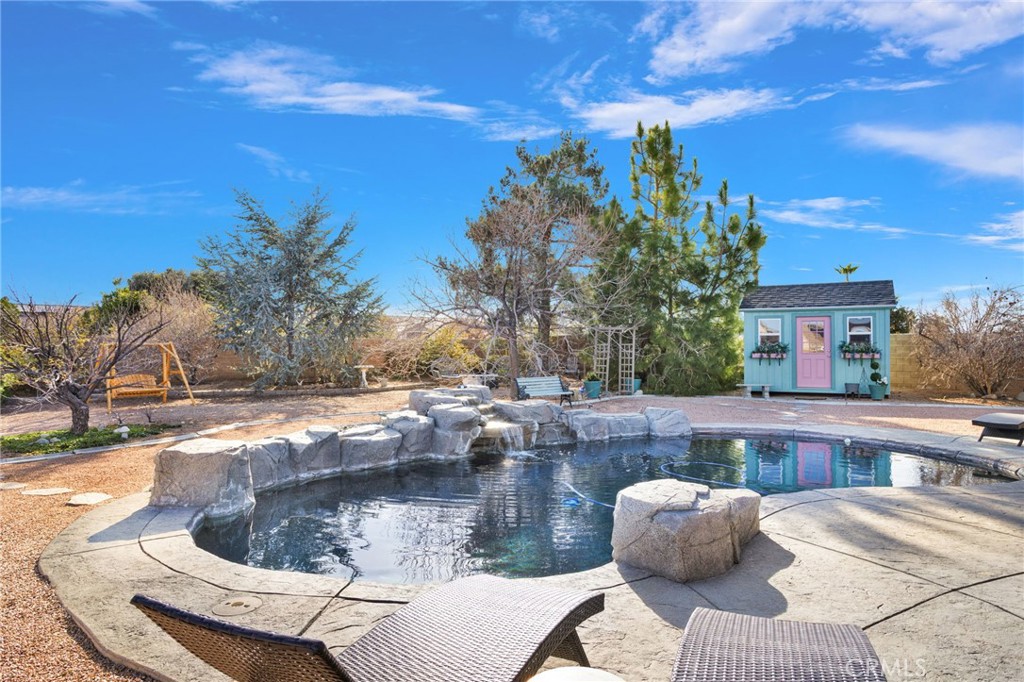 20365 Hohokam Road Apple Valley, CA 92308 - Photo 35 of 57