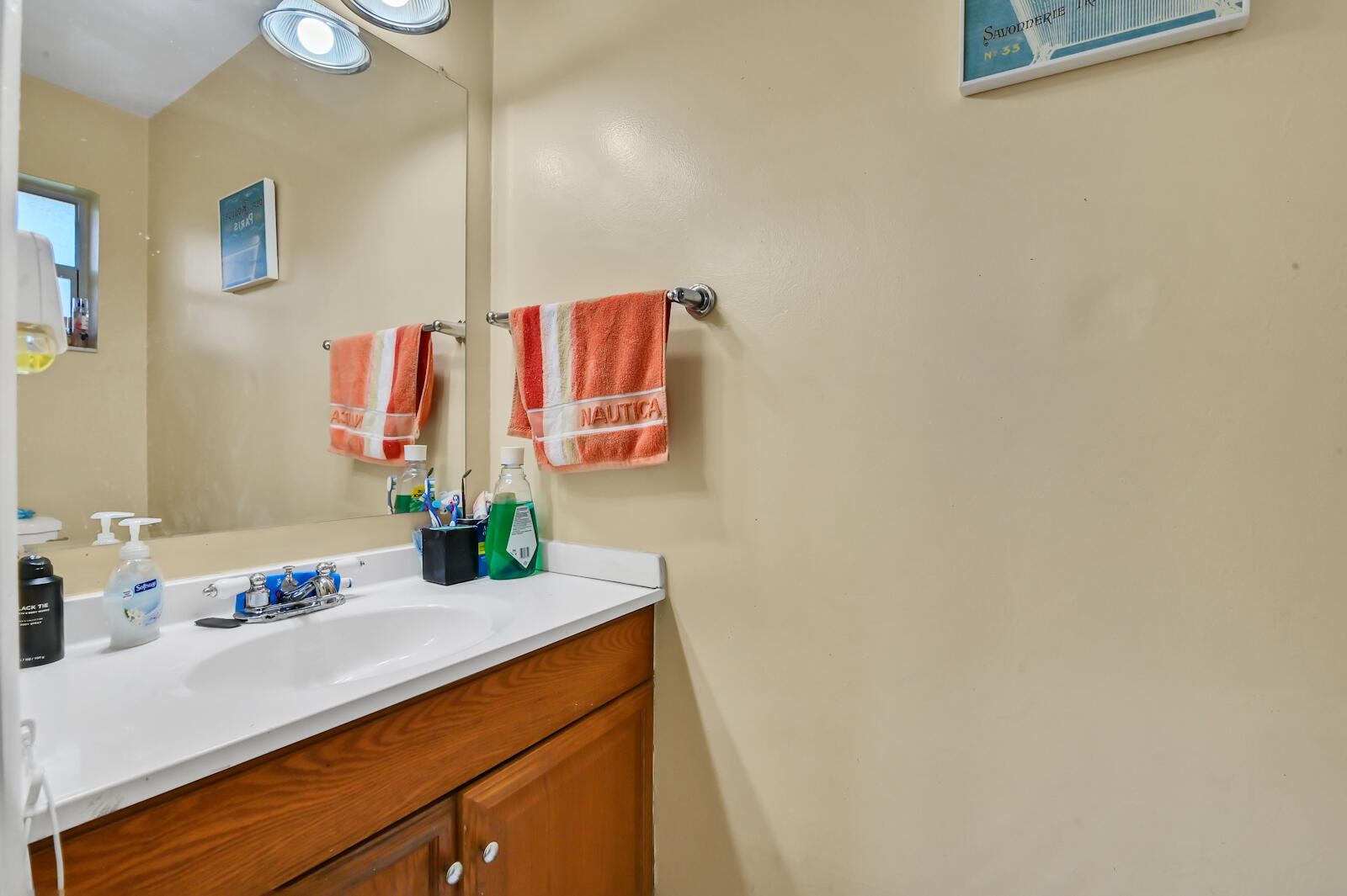 1230 Block Island Road Wellington, FL 33414 - Photo 33 of 34 14 Bathroom 01