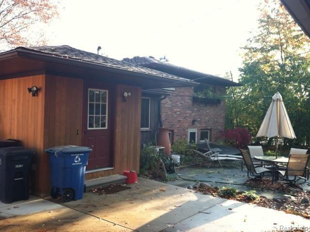 1933 Dunmore Road Ann Arbor, MI 48103 - Photo 22 of 25 1933 Dunmore 23.jpg