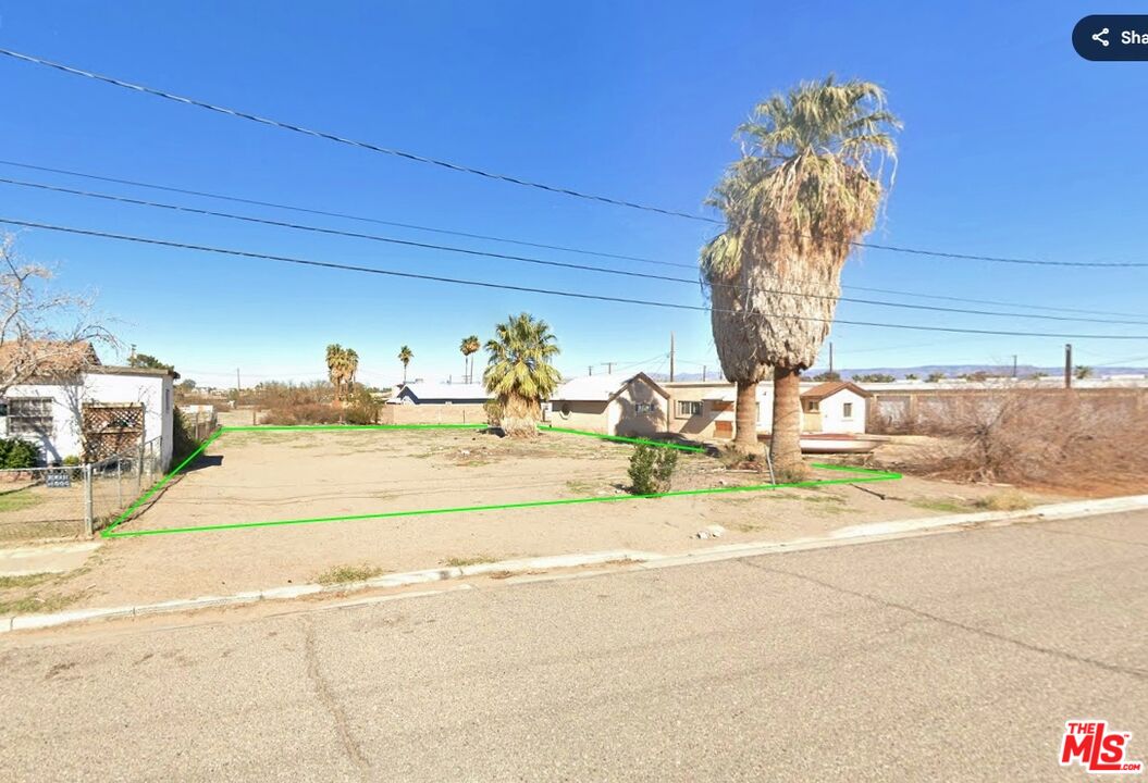 214 Race Street Needles, CA 92363 - Photo 3 of 3