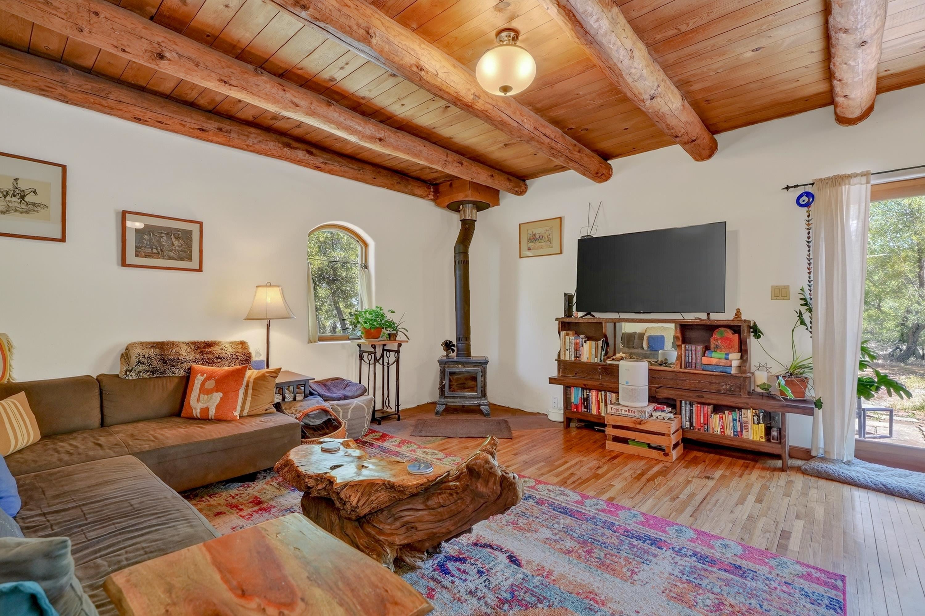 1099 Witt Road Taos, NM 87571 - Photo 5 of 27 Gallery Image 5